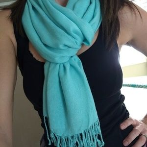 Light blue scarf